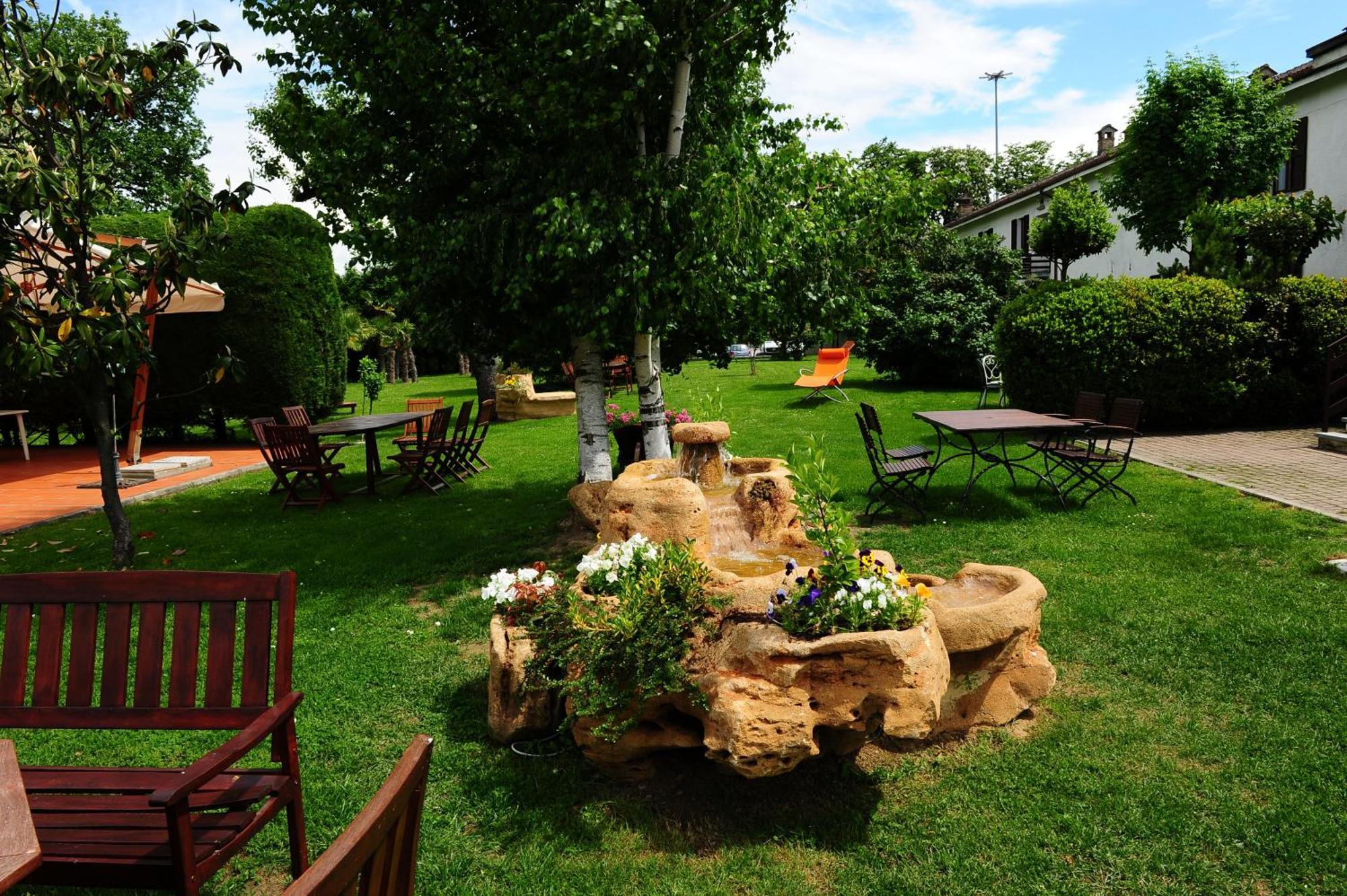 Il Carrettino Country Hotel Tortona Eksteriør billede